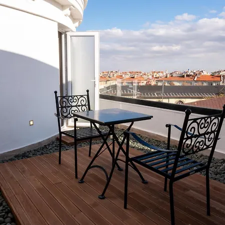 Ramada Encore By Wyndham Karatay Hotel