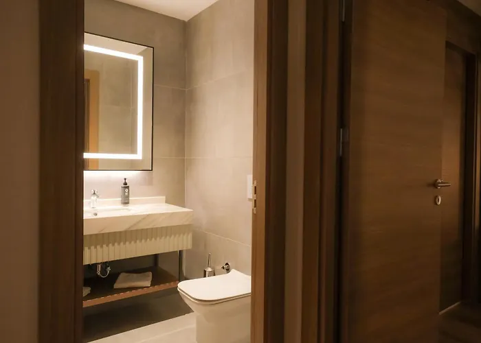 Ramada Encore By Wyndham Karatay Hotel *