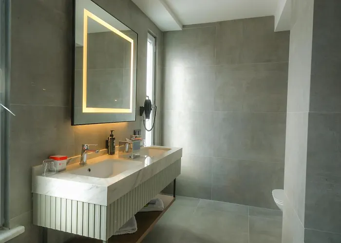 Hotel Ramada Encore By Wyndham Karatay *